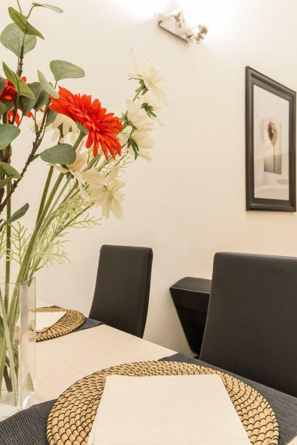 Appartement Casa Tibaldi - Bocconi à Milan Extérieur photo